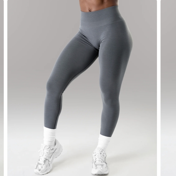 Alphalete Pants - Alphalete Charcoal High-Waisted Leggings